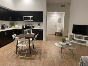 Exceptional Loft FREE Parking and WIFI